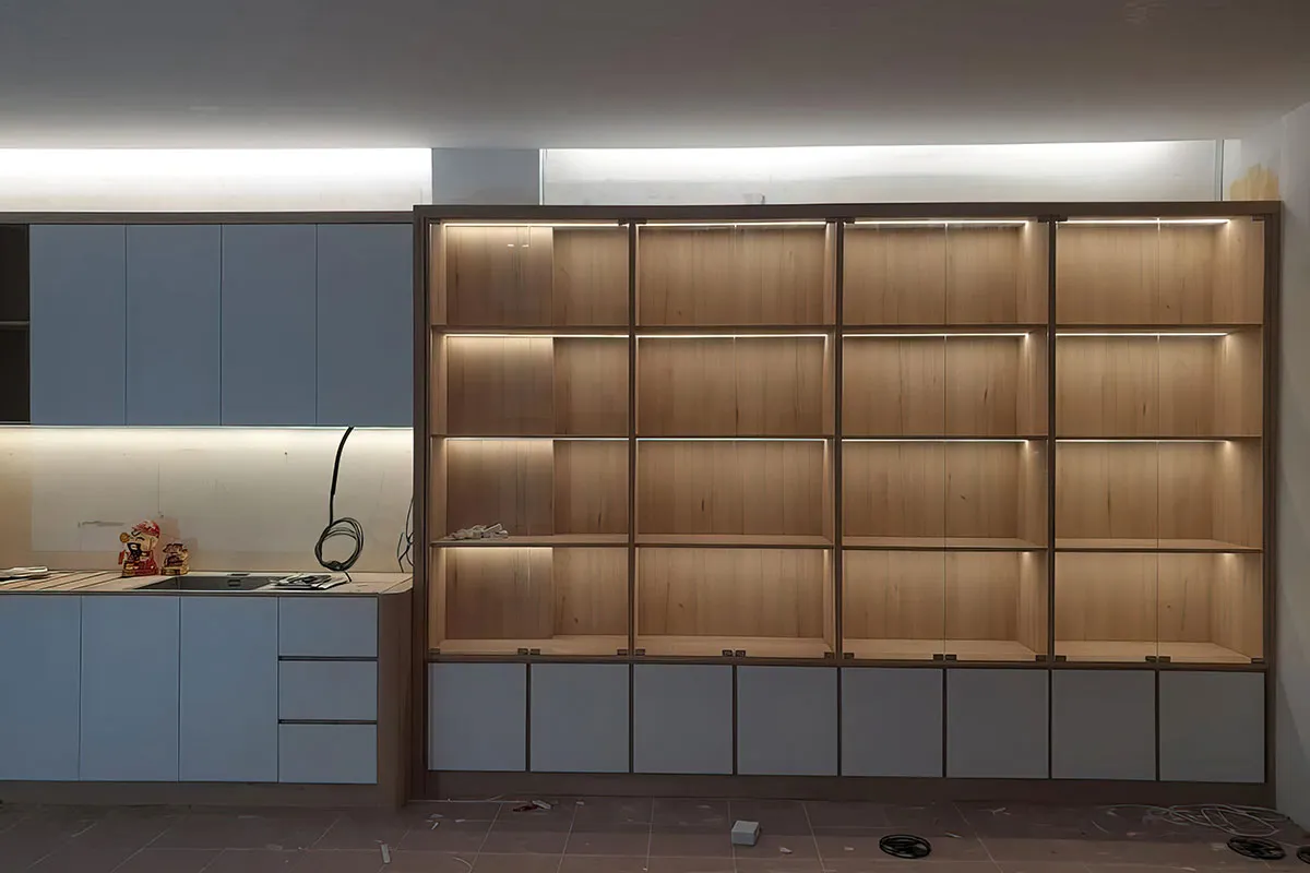 In-cupboard light installation