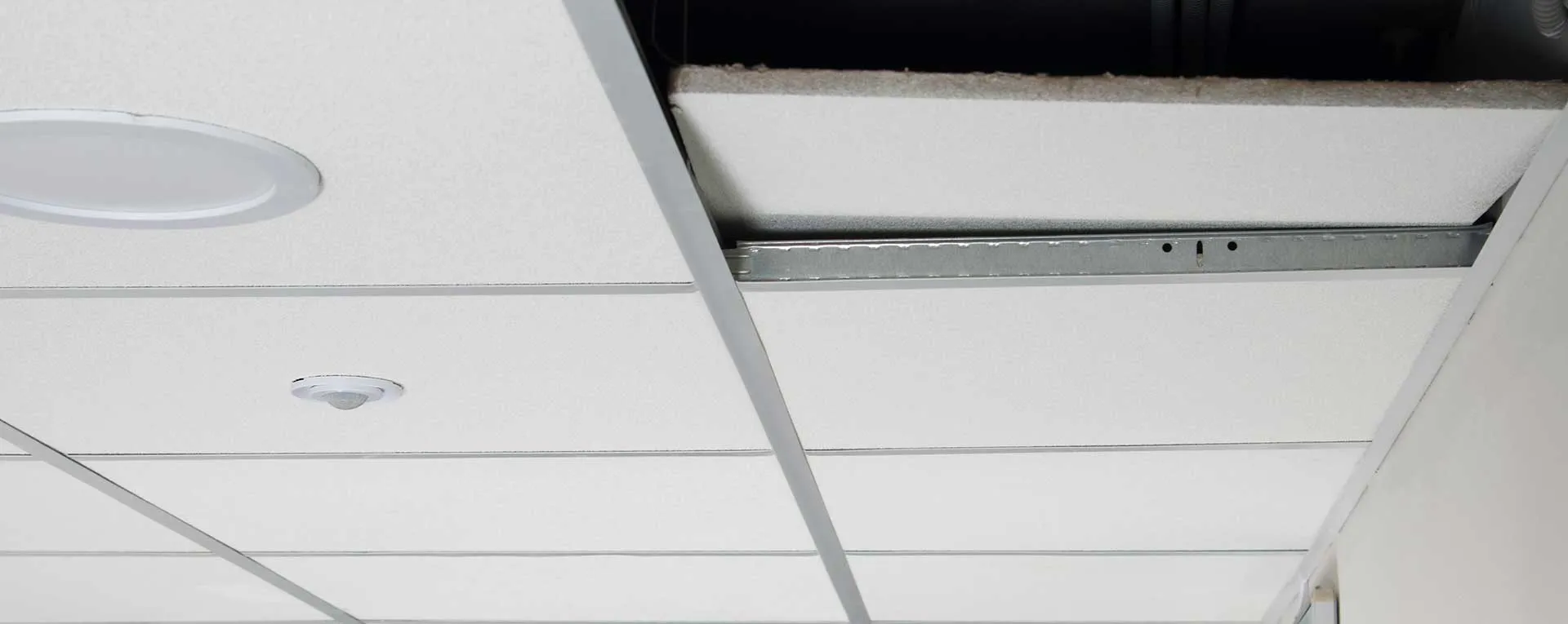 Suspended false ceiling